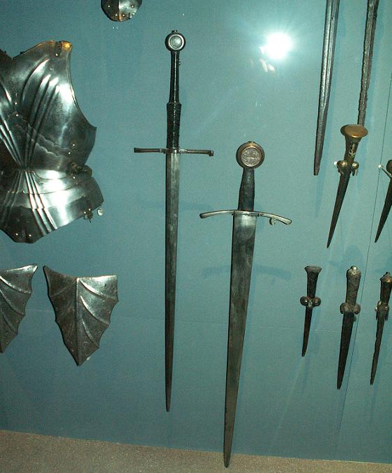 Germanlongsword2.jpeg