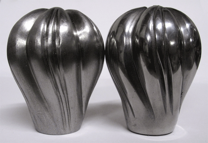 pommels2.gif