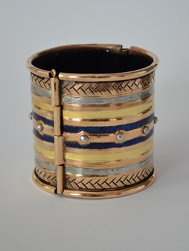 Agamemnon bracelet closed.jpg