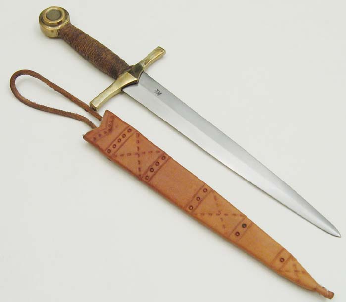 dagger1.jpg