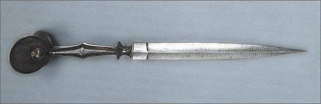 eardagger.jpg