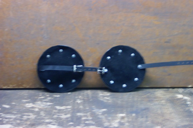finger bucklers back reduced.jpg