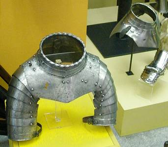 gorget2.jpg