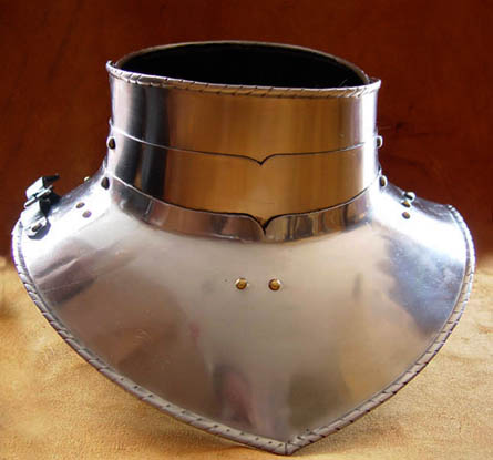 gorget.jpg