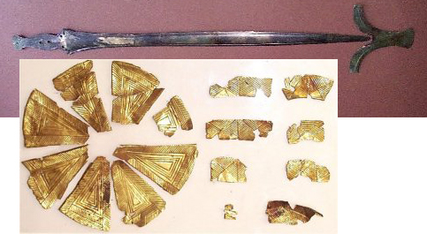HaC1b.730-660.Guendlingen.L73.HallstattAustria.SalzbergGr299.GoldFoilFromPom.Bronze chapeL14.MuseumNaturalHistoryVienna.TOMBA.jpg
