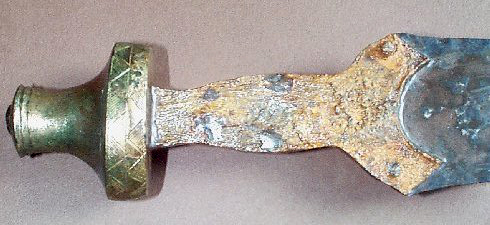 HAL.C2.Mindelheim.pL82.Iron.HallstattAustriaSalzbergCem.G504.650bc.MNHV.TOMB.jpg