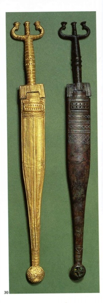 hallstatt daggers.jpg