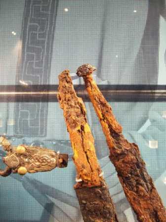 handvat seax 18 cm (gecomp).jpg