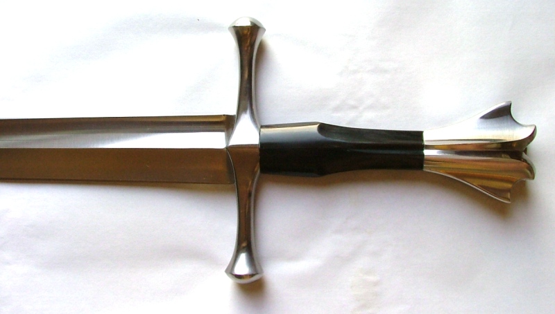 Hilt.JPG