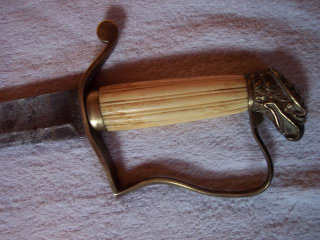 hilt.jpg