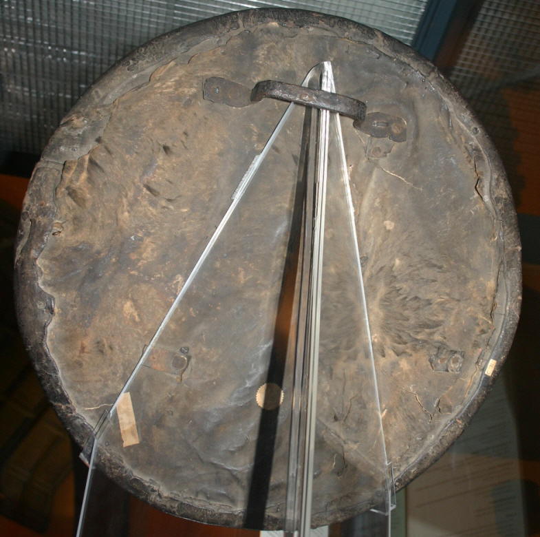 Hunterian targaid back 2.jpg