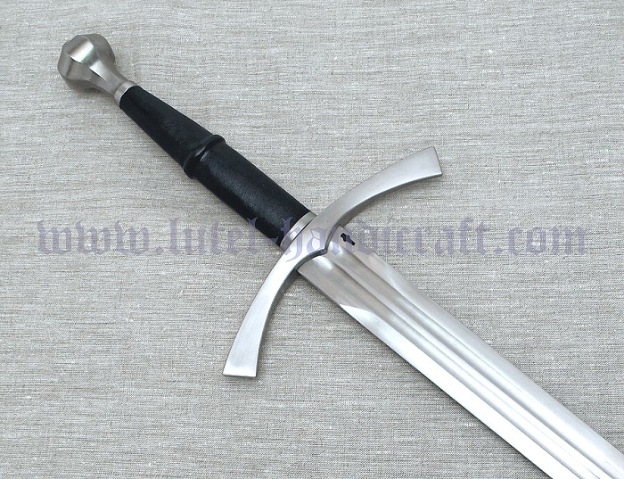 Longsword 15006Aaw.jpg