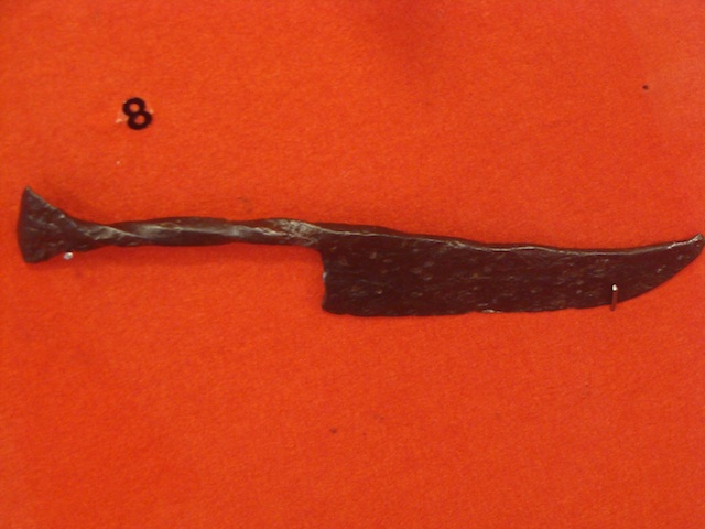 medieval knife.jpg