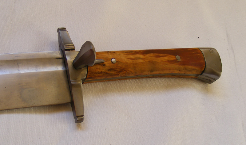 messer handle.jpg