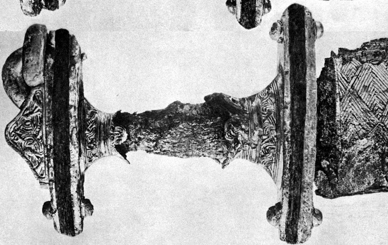 MIG.Bh6.VendelRing.ValsgardeGr.8.Hilt.jpg