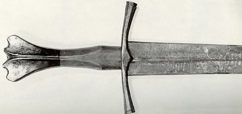 Musee Cluny XVIII w V-type pommel posted by Dan Dickinson on myA 02.06.08 credited to Kirk Spencer.jpg