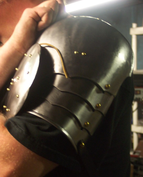 new spaulder on compressed reduced.jpg