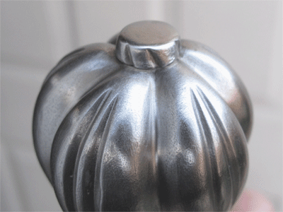 pommel.gif