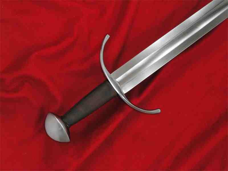 type XI hilt.jpg