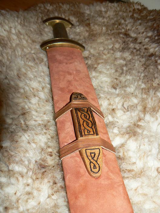 Valsgarde_scabbard_4.jpg